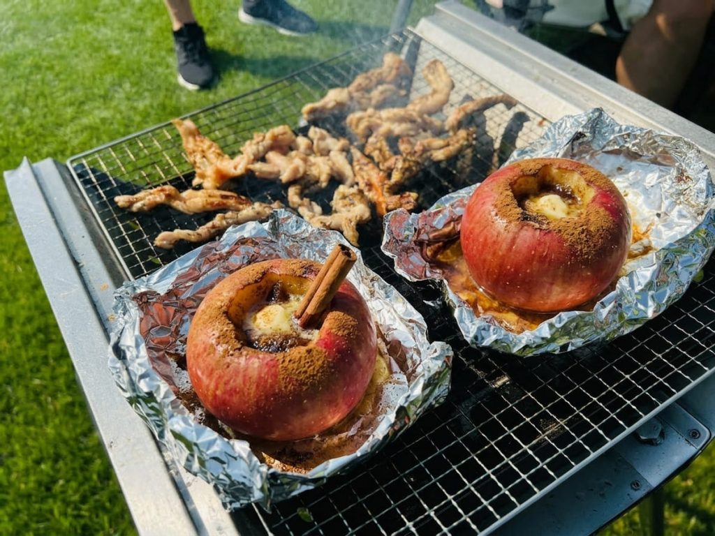 リンゴのホイル焼き
